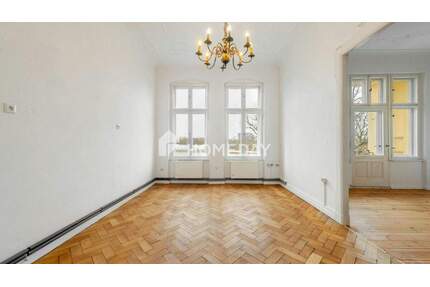 Großzügige 4-Zimmer-Wohnung mit Loggia in familienfreundlicher Lage - Berlin Lichterfelde