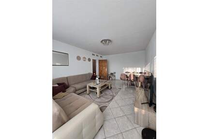 Charmante 4-Zimmer-Wohnung in zentraler Lage - Leverkusen Wiesdorf