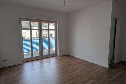 Wohnung zum Mieten in Halle 315,00 € 37 m²