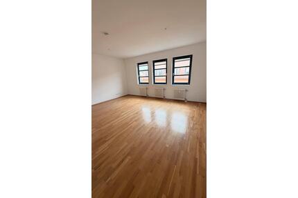 2 Zimmerwohnung in Potsdam - Babelsberg zu vermieten!