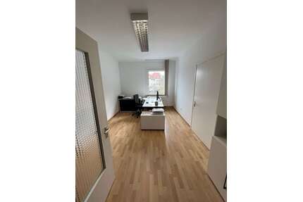 Büro in Nürtingen 950,00 € 120 m²