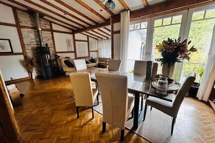 Besondere Maisonette-Wohnung mit Terrasse & Blick ins Grüne - Reichshof