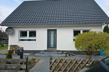 Exklusives Wohnen wie im Eigenheim… Modern saniert… - Lachendorf
