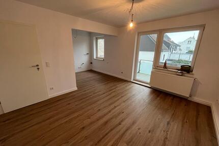 Sanierte 2-Zimmer-Wohnung mit Balkon in Ratingen Mitte