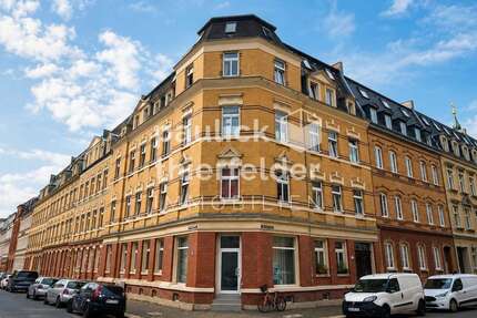 Haus zum Kaufen in Zwickau 385.000,00 € 555.73 m²