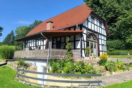Fachwerkhaus 18331997 einzugsfertig, 3001m² mit Nebengebäuden - Dörentrup
