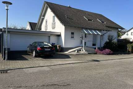 Haus zum Kaufen in Ötigheim 825.000,00 € 260 m²
