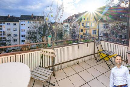 Helle 4-Zimmer-DG-Wohnung mit Balkon in Herdern - ruhig & zentrumsnah - Freiburg