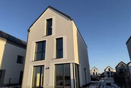 Ein Unikat in Köfering - EFH zur Miete - ab sofort!