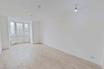 **Gut geschnittene 3-Zimmer-Erdgeschosswohnung mit Wannenbad** - Stuttgart Stuttgart-West