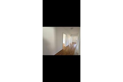 Tolle 3 Zimmer Wohnung in Wandsbek auch WG geeignet - Hamburg