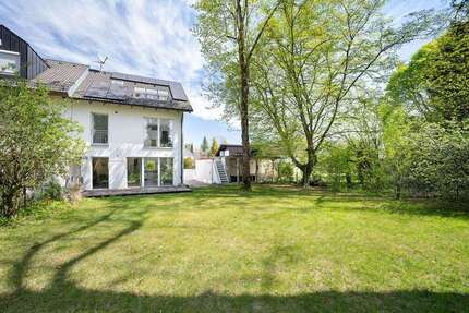 Haus zum Kaufen in Vaterstetten 1.099.000,00 € 155.75 m²