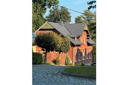 Großes Familienhaus 200qm, Nebengebäude und Grundstück 1983qm - Falkenstein/Vogtland