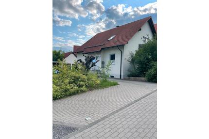 3 Zimmer Wohnung in Brattendorf - Eisfeld