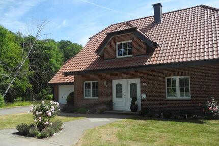 Haus am See - 2.100,00&nbsp;EUR Kaltmiete, ca.&nbsp; 165,00&nbsp;m&sup2; in Dülmen (PLZ: 48249)
