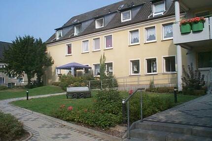 Im besten Alter eine Wohnung bei VIVAWEST - Wohnen ab 60. - Lünen Brambauer