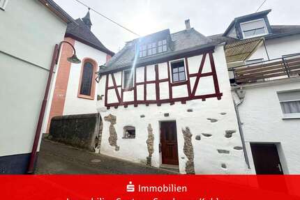 Haus zum Kaufen in Burgen 145.000,00 € 90 m²