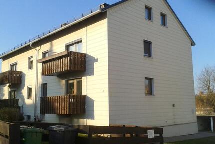 Neu renovierte 3-Zimmer ETW Oberkotzau mit Garage