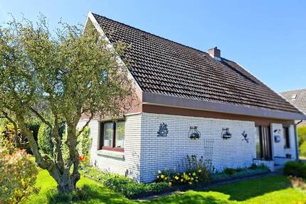 Einfamilienhaus in guter Lage - 279.000,00&nbsp;EUR Kaufpreis, ca.&nbsp; 134,00&nbsp;m&sup2;&nbsp;Wohnfl&auml;che in Friedrichstadt (PLZ: 25840)