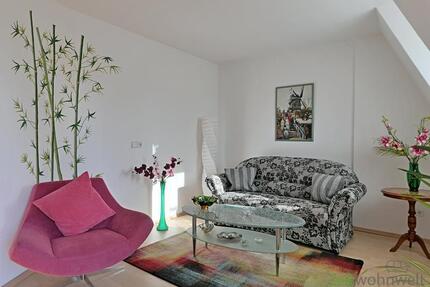 (EF0718_M) Zwickau: Pölbitz, möblierte 2-Zimmer-Wohnung mit Balkon in ruhiger, zentrumsnaher Seitenstraße, Service mgl.