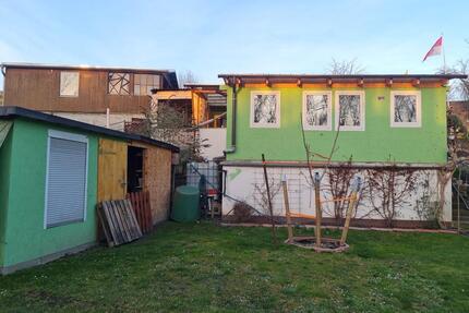 Pachtgarten 925 m2 in Hohenmölsen 2 Lauben, Salzwasser-Pool