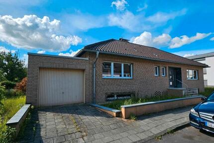 Einfamilienhaus in zentraler Lage in Troisdorf-Spich zu vermieten