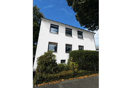 Haus zum Kaufen in Duisburg 485.000,00 € 244 m²