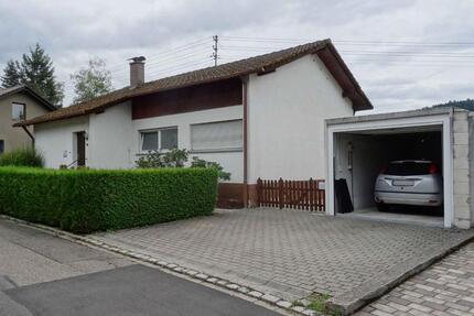 Einfamilienhaus - 395.000,00&nbsp;EUR Kaufpreis, ca.&nbsp; 91,00&nbsp;m&sup2; in Gernsbach (PLZ: 76593)