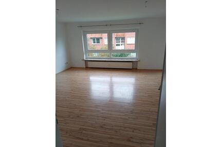 4-Zimmer-Wohnung 88m² | 1.OG | Balkon & Garage - Nienburg (Weser)