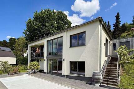 Haus zum Mieten in Bad Honnef 1.980,00 € 165 m²