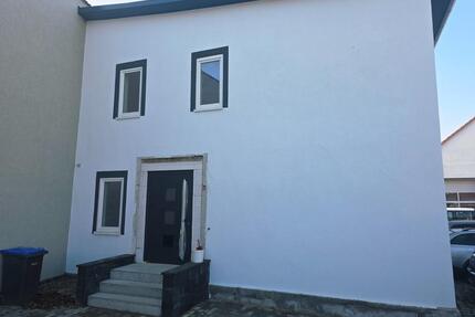 Wohnung zu vermieten - 858,00&nbsp;EUR Kaltmiete, ca.&nbsp; 85,90&nbsp;m&sup2; in Amt Wachsenburg (PLZ: 99334)