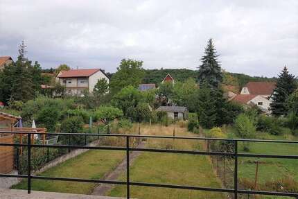 Wohnung zum Mieten in Bennhausen 600,00 € 90 m²