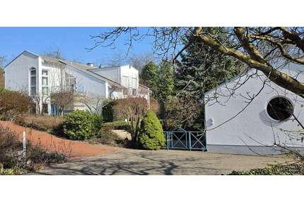 Haus zum Kaufen in Weisenheim am Berg 860.000,00 € 247.58 m²