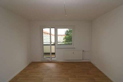 Wohnung zum Mieten in Freiberg 359,00 € 55.22 m²