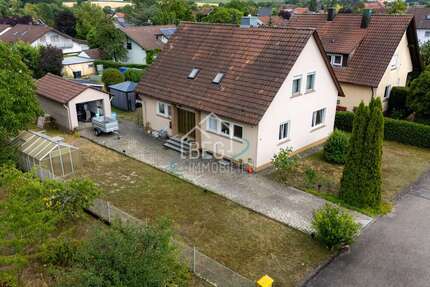 Haus zum Kaufen in Kupferzell Neu-Kupfer 369.000,00 € 159.66 m² - Kupferzell / Neu-Kupfer
