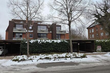 Wohnen mit Balkon: gepflegte 2-Zimmer-Wohnung in Kiel