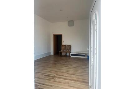 2 Zimmerwohnung 42qm + Terrasse K.Miete 450€ + Nebenkosten - Gronau (Leine)