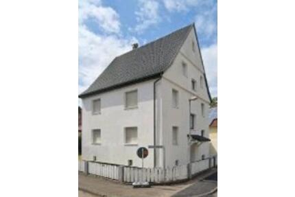 Mehrfamilienhaus zu verkaufen - 579.000,00&nbsp;EUR Kaufpreis, ca.&nbsp; 185,00&nbsp;m&sup2; in Ebersbach an der Fils (PLZ: 73061)