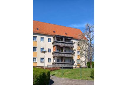 Vermietete 3-Raum Wohnung in sehr ruhiger gepflegter Wohngegend i - Glauchau