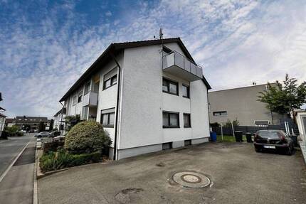 3-Familienhaus in Dagersheim - 680.000,00&nbsp;EUR Kaufpreis, ca.&nbsp; 253,70&nbsp;m&sup2;&nbsp;Wohnfl&auml;che in Böblingen (PLZ: 71034) Dagersheim