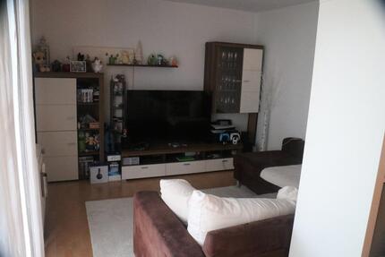 Schöne 2,5 Zimmerwohnung mit Terrasse und Südausrichtung - Neckartenzlingen