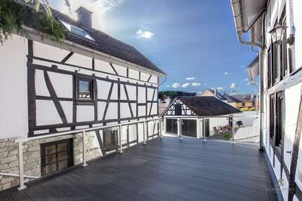 Haus zum Mieten in Brechen Werschau 1.195,00 € 142 m² - Brechen / Werschau