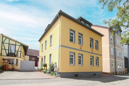 Ein Haus + 2 Wohnungen + 1 Gästewohnung im DG + Werkstatt + Lager + viel Platz + tolles Grundstück - Gotha