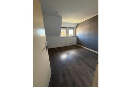 4-Zimmer-Wohnung in ruhiger Lage von 32051 Herford zu vermieten - Bielefeld Heepen