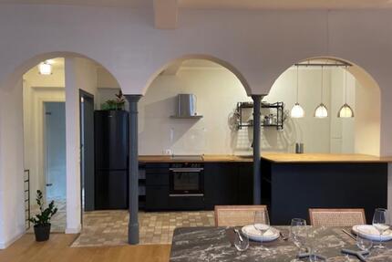 vermiete möblierte Wohnung im Herzen der Stadt Augsburg