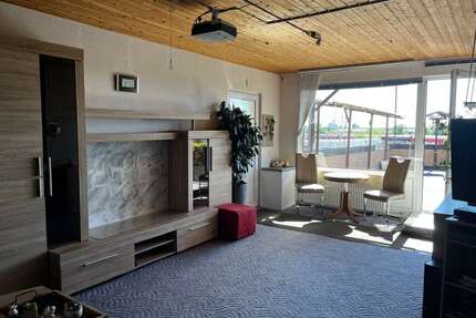 Haus zum Kaufen in Euskirchen 360.000,00 € 233 m²