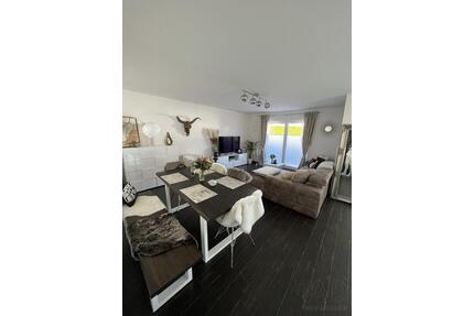 Geschmackvolle Maisonettwohnung mit 2 Terrassen und gehobener Ausstattung - Oberding