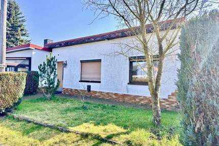 Schöner und massiver Wochenendbungalow in super Lage - Pößneck