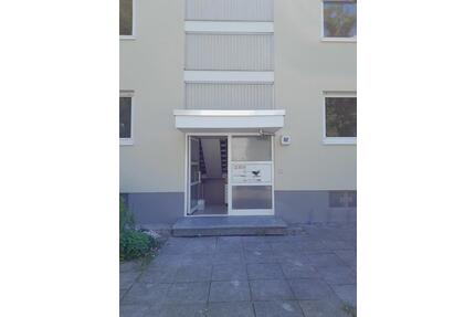 Wohn(t)raum: 5-Zimmerwohnung mit Balkon - Frankfurt am Main Unterliederbach