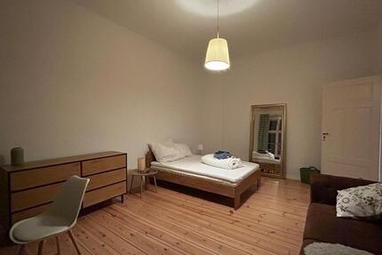 Frei verfügbare 1-Zimmer- Altbauwohnung Nähe Seesrtr. - Berlin Mitte